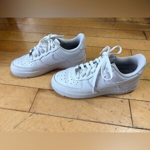 Nike Womens/Mens Air Force 1 All-White Sneakers size 8.5